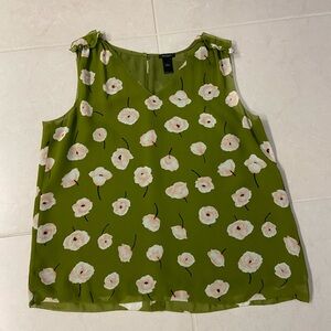 Ann Taylor Factory Green Floral Sleeveless Top